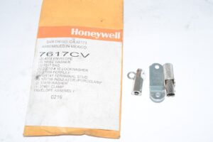 Honeywell 7617CV Electrode Insulator Kit